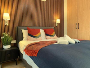 Beautiful One Bedroom Apartment 100 Meters from the Beach, Recently Renovated